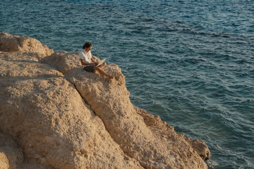 Offerte Internet per Smart Working dal mare in estate